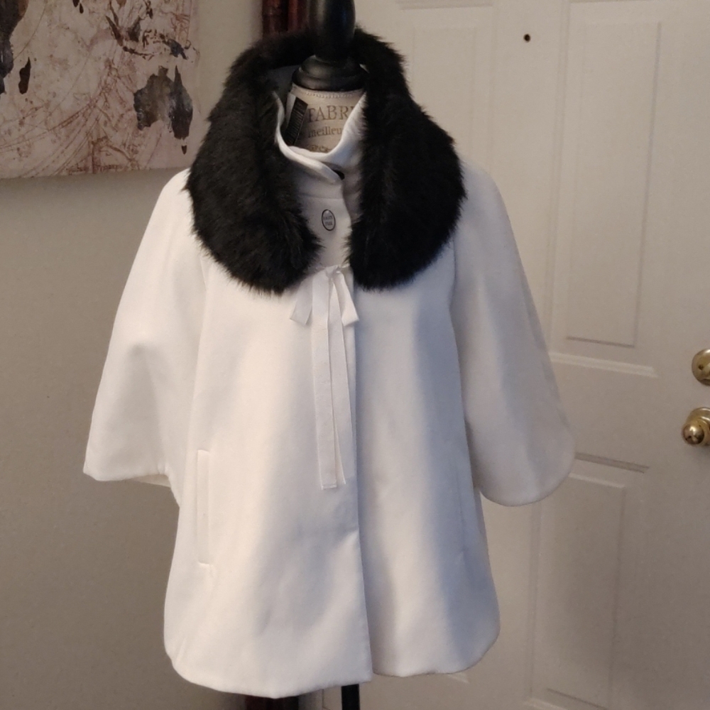 NWT - Ivory XL Iman Short Jacket w/ Faux Fur